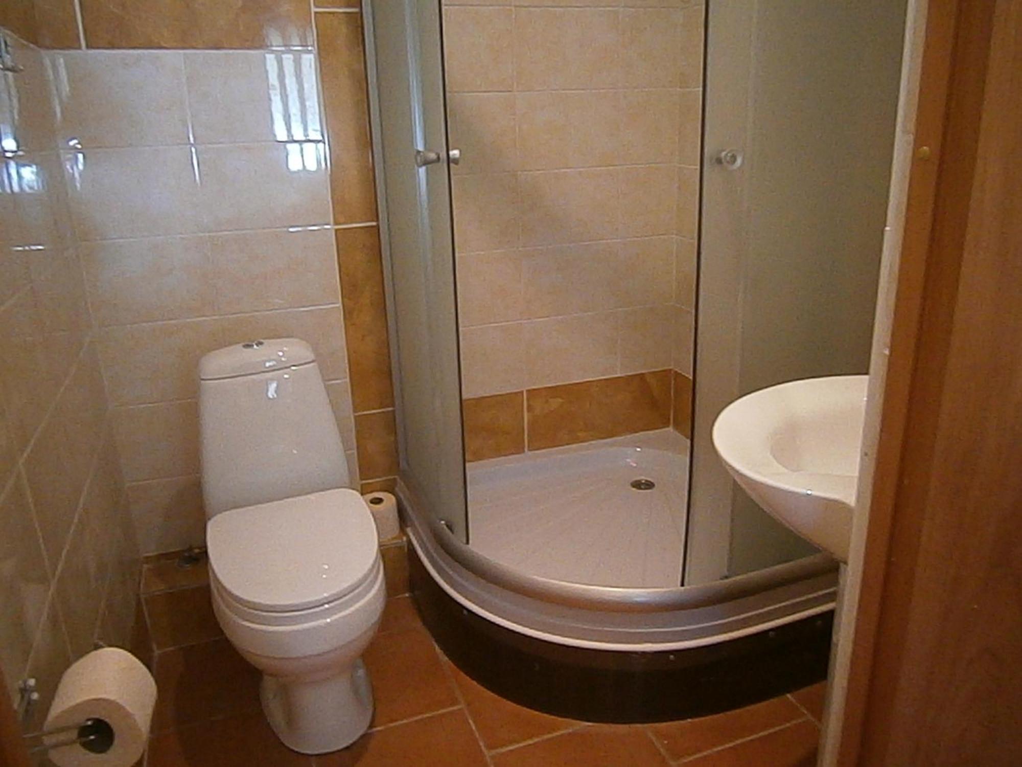 Atmatas Hotel Bernāti Quarto foto
